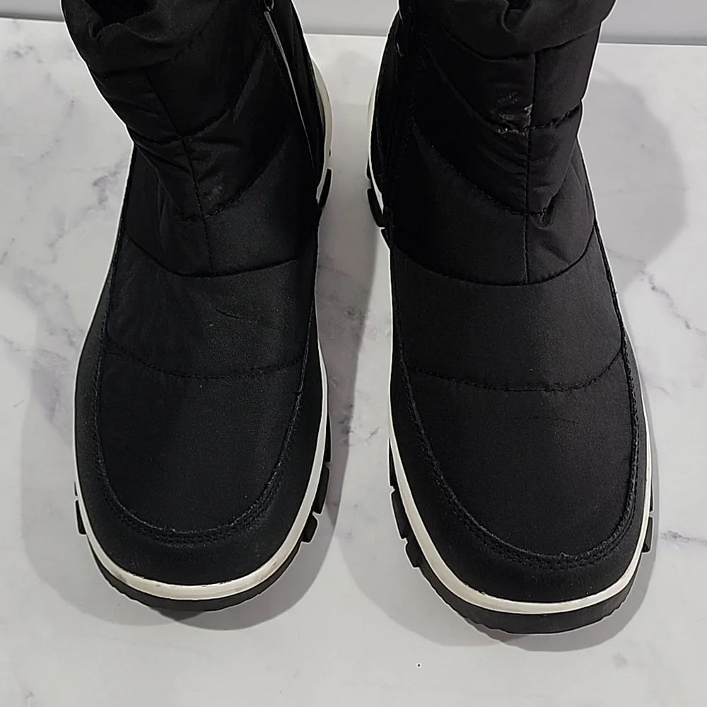 All In Motion Black & White  Winter Snow Boots